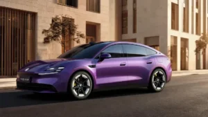 MG 07 Tanıtıldı: Porsche Taycan’a Benzeyen Elektrikli Coupe Dikkat Çekti