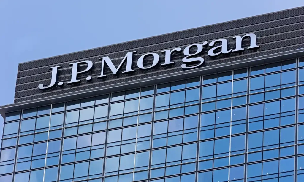 JPMorgan 1 Trilyon Dolarlık İlk Banka Olmaya Yaklaşıyor: Rekor Kâr Hisseleri Zirveye Taşıdı