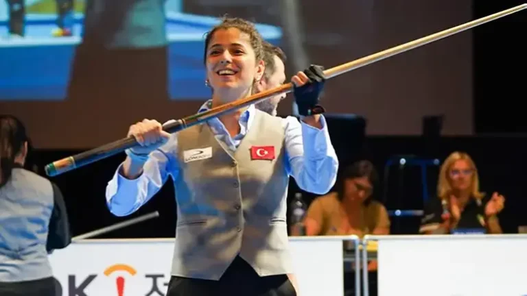 Milli Bilardocumuz Sinem Kökten İspanya’da Zirvede!